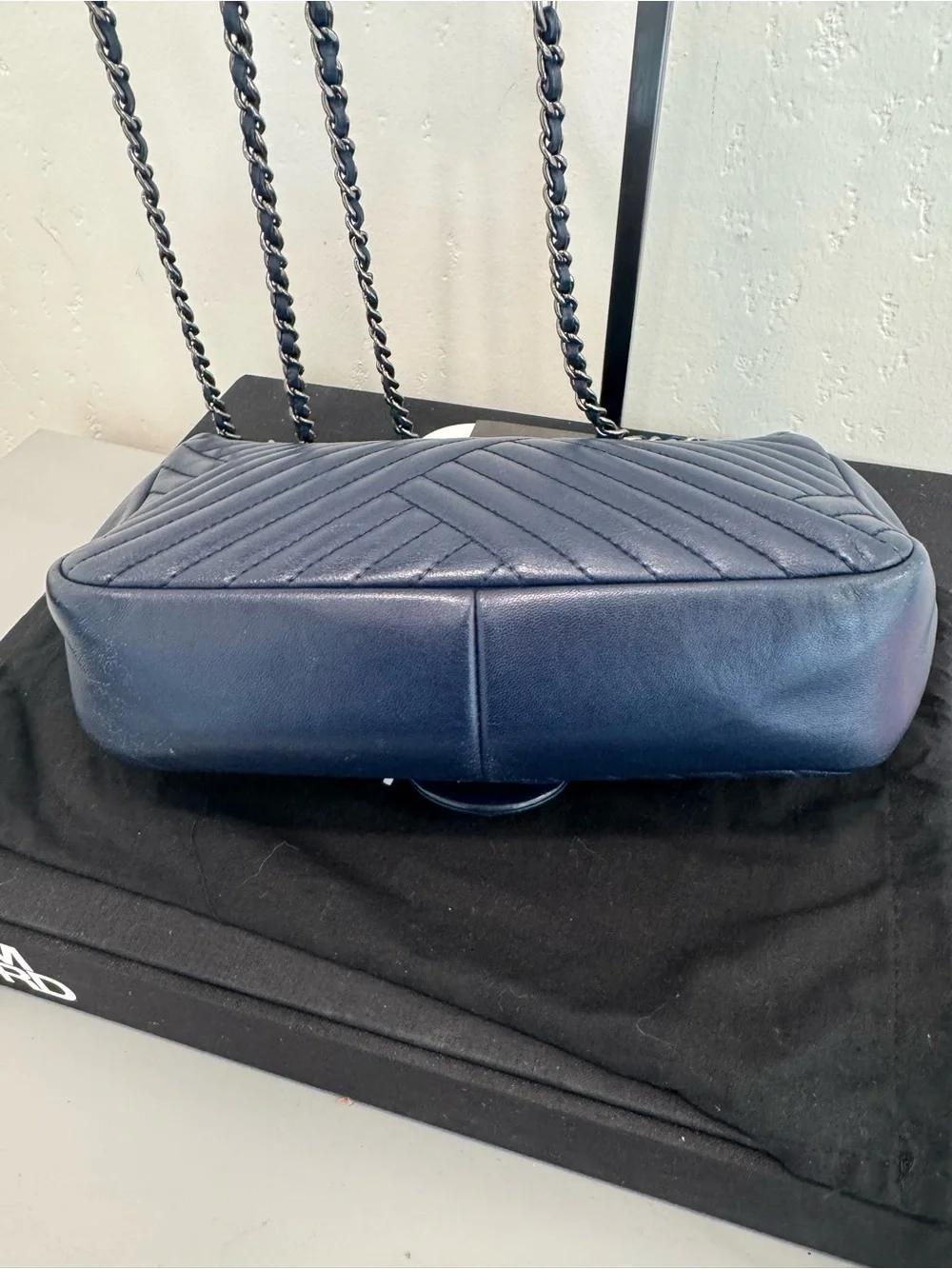 CHANEL CC crossing flap bag Chevron Quilted Lambskin